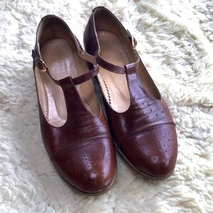 Beautiful handcrafted Julia Bo shoes size 39